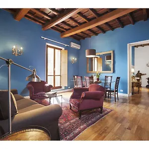 Appartement Via Giulia, Rome